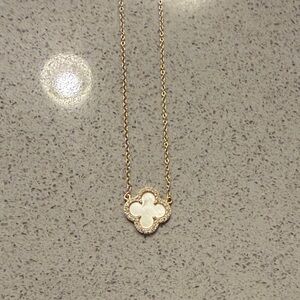Elegant Gold and White Clover Pendant Necklace
